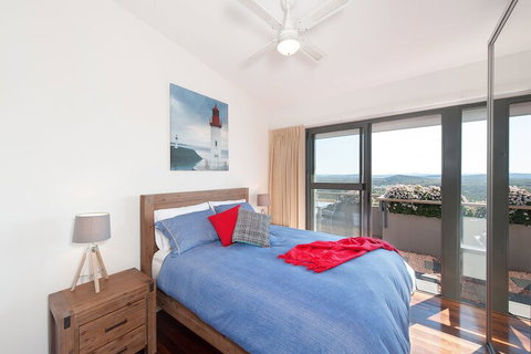 The Deckhouse 22 / 26 One Mile Close - Accommodation Ballina 7