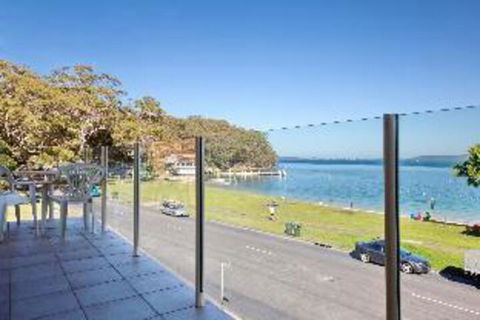 2 Bedroom Apartment Little Hut Unit 3 20 Kurrawa Close - Accommodation Ballina 0