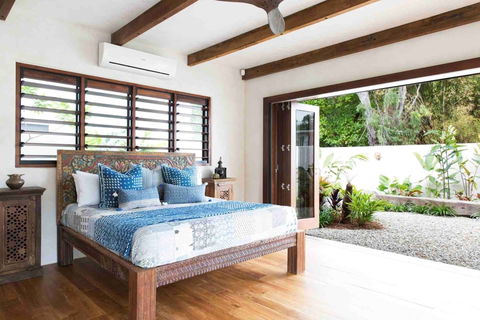 Spice At Oak Absolute Oceanfront House - Accommodation Ballina 6
