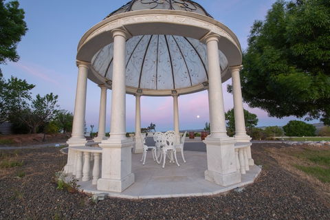 1837 Barossa Luxury Cottages Lyndoch SA - Accommodation Ballina 4