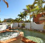Unit 4 Coolum Sands Apartments 34 First Avenue Coolum Beach 400 BOND LINEN SUPPLIED - Accommodation Ballina