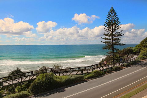 Unit 5 Phoenix Apartments 1736 David Low Way Coolum Beach LINEN INCLUDED 500 Bond - Accommodation Ballina 1
