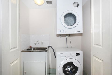 Unit 5 Phoenix Apartments 1736 David Low Way Coolum Beach LINEN INCLUDED 500 Bond - Accommodation Ballina 5