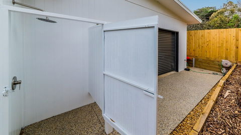 Sweeping Views Free Wifi & Netflix PET Friendly - Accommodation Ballina 4