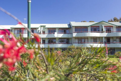 Fathoms 6 Mollymook - Accommodation Ballina 1