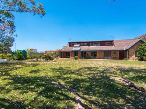 11 Bay Street Waterfront Holiday - Accommodation Ballina 1