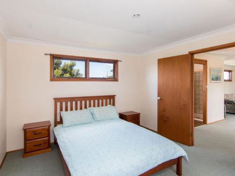 11 Bay Street Waterfront Holiday - Accommodation Ballina 2