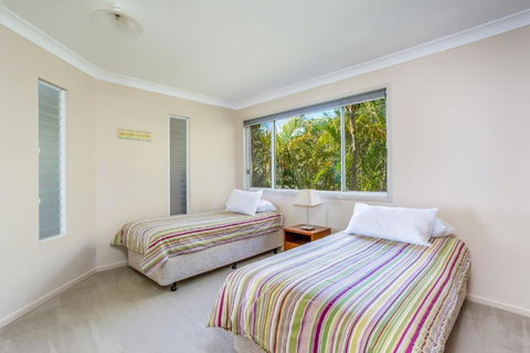 Rainbow Views Rainbow Beach Stunning Ocean Views & A Swimming Pool - Accommodation Ballina 5