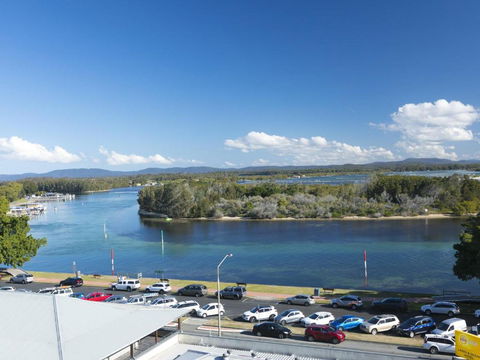 Forster Towers 54 With Lake & Ocean Views - Accommodation Ballina 6