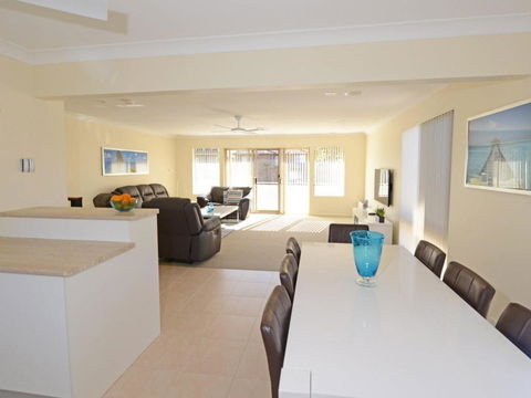 Sunbakers - Accommodation Ballina 5
