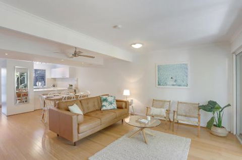 San Marino - Accommodation Ballina 0