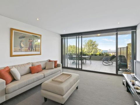 LORNE CHALET APARTMENT 36 Central Location - Accommodation Ballina 0