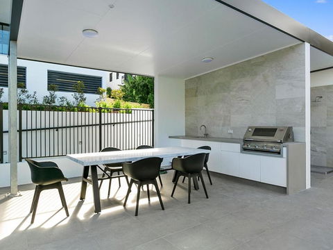 Indulge At Indigo Sunshine Beach - Accommodation Ballina 4