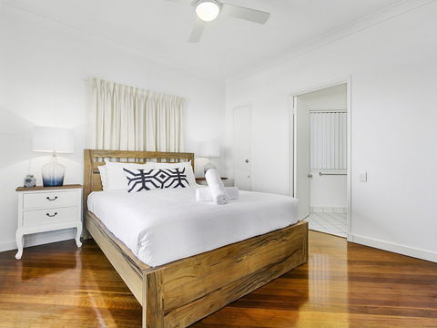 Panoramic Ocean Views In Peregian Beach! 41 Parakeet Cresent - Accommodation Ballina 5