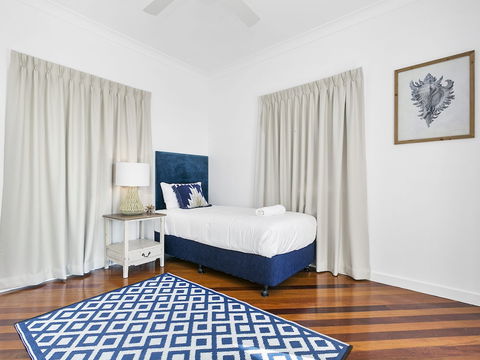Panoramic Ocean Views In Peregian Beach! 41 Parakeet Cresent - Accommodation Ballina 2
