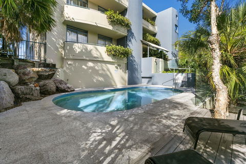 Panoramic Ocean Views Of Sunshine Beach Unit 5 Vista Pacific 12 Bryan Street - Accommodation Ballina 0