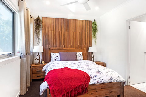 Woody Lifestyle One Bedroom Apartment - Accommodation Ballina 6