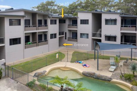 Ait Shona Happy Place. Apt 10 Haven On The Park - Accommodation Ballina 1