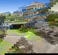 Impressive Views of Noosa Unit 8 Taralla 16 Edgar Bennett Avenue Noosa Heads - Accommodation Ballina