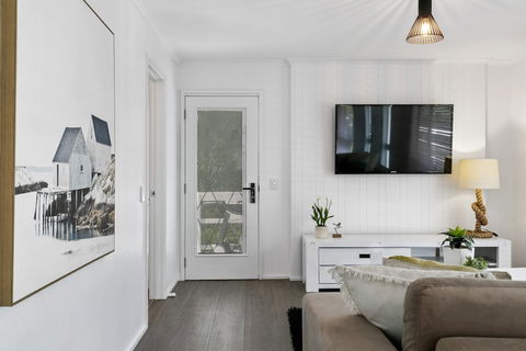 Beauty AND THE Peace - Inlet Side - Accommodation Ballina 2