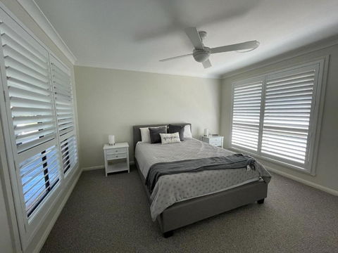Relaxing Waterfront Property In Quiet Location - Accommodation Ballina 2