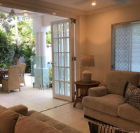 Walk to the Ocean in five minutes - Accommodation Ballina