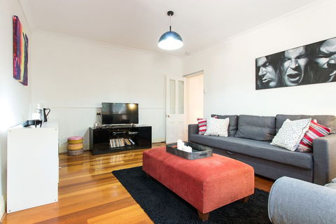 HUNTER In The Heart Of Collingwood Fitzroy - Accommodation Ballina 5