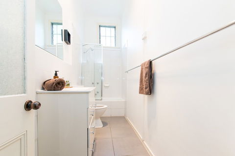 HUNTER In The Heart Of Collingwood Fitzroy - Accommodation Ballina 6