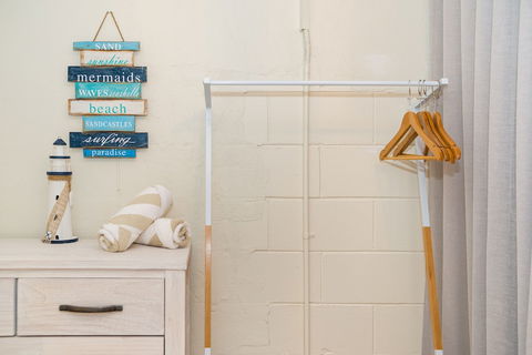 Rare Modern Unit W Private Fenced Garden Close To The Beach PC4 - Accommodation Ballina 4