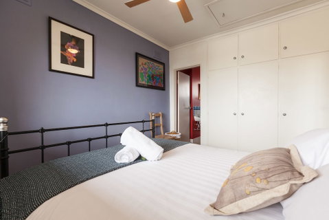 ELEANOR, 1BDR Fitzroy North Apartment - Accommodation Ballina 0