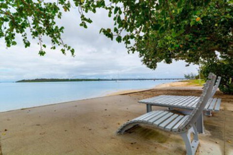 Magical Holiday Home Welsby Pde Bongaree - Accommodation Ballina 0