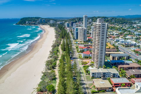 Burleigh Esplanade Apartments - Accommodation Ballina 2