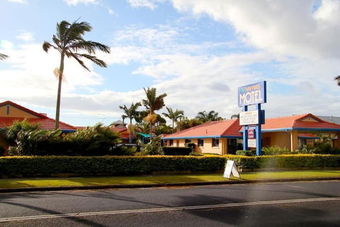 Yamba Twin Pines Motel - Accommodation Ballina 0