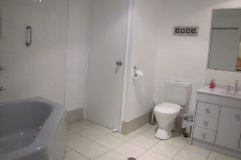 Apollo Apartments - Accommodation Ballina 5