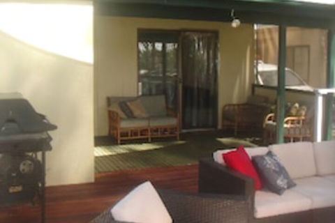 Eleven From The Left - Accommodation Ballina 6