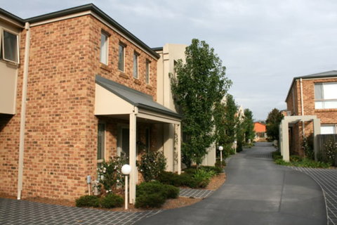 Grand Manor Motor Inn - Queanbeyan - Accommodation Ballina 2