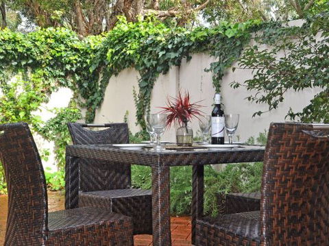 Park Vista Executive Townhouses - Accommodation Ballina 4