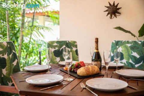 Beachfront Hideaway Port Douglas - Accommodation Ballina 1