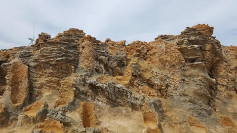 Georgia - Accommodation Ballina 5