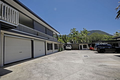 Rare Modern Unit W Private Fenced Garden Close To The Beach PC5 - Accommodation Ballina 0