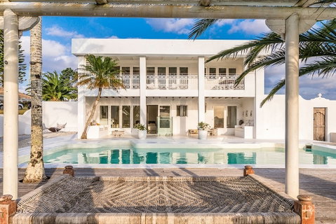 Your Luxury Escape - Bisque House - Accommodation Ballina 1