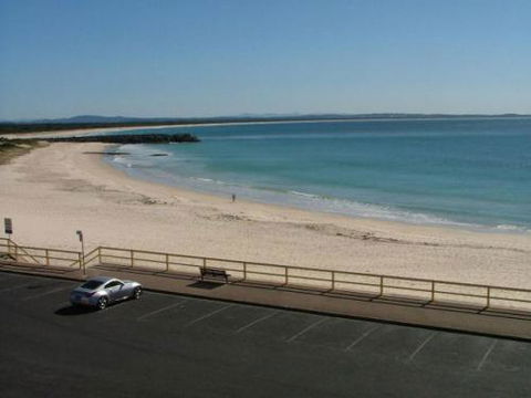 El Sandi Unit 10 14 18 North Street - Accommodation Ballina 3