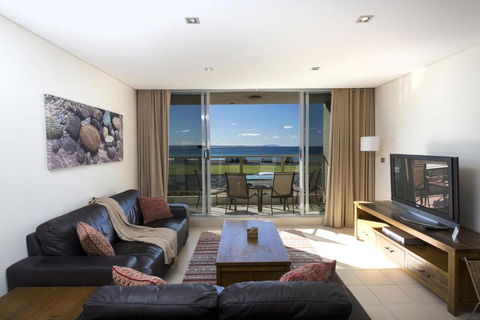 Ebbtide Unit 04 2 6 North Street - Accommodation Ballina 2