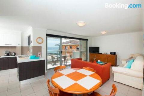 El Sandi Unit 11 14 18 North Street - Accommodation Ballina 6