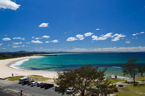 Beachpoint Unit 401 28 North Street - Accommodation Ballina 1