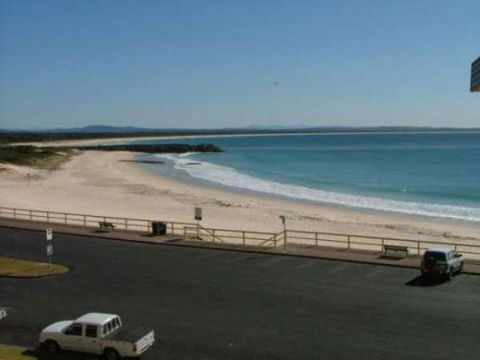 El Sandi Unit 12 14 18 North Street - Accommodation Ballina 5