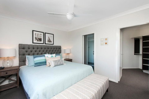 Mollymook Beachfront Penthouse 9 - Accommodation Ballina 4