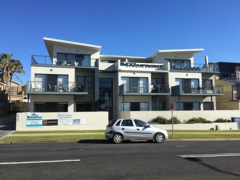 Mollymook Beachfront Penthouse 9 - Accommodation Ballina 3