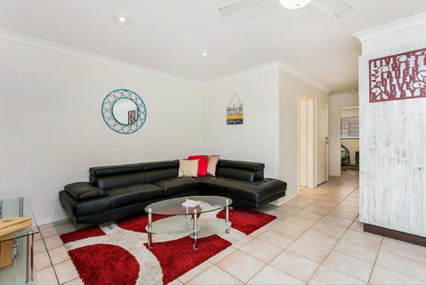 Fiesta Palms 6 Central Byron Bay - Accommodation Ballina 2