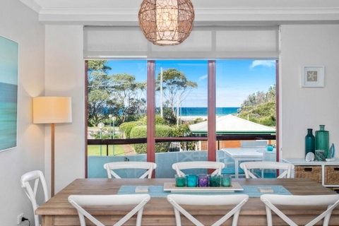 Fathoms 8 Mollymook - Accommodation Ballina 4